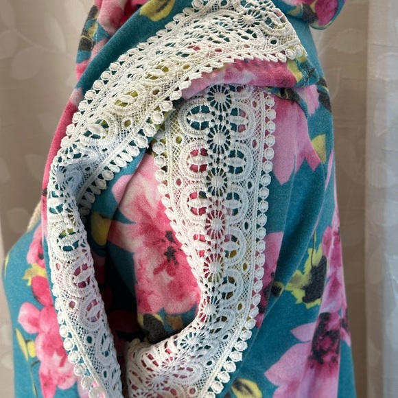 Lovely Melody M Floral Lace‎ Sleeve Hoodie Medium Blue Pink Boho Cottagecore - Picture 5 of 8